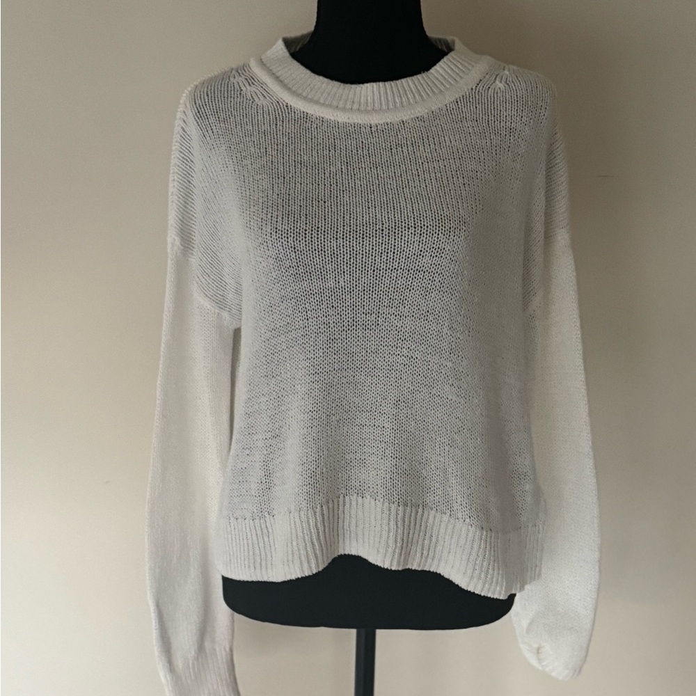Banana Republic Classic White Crew Neck Sweater